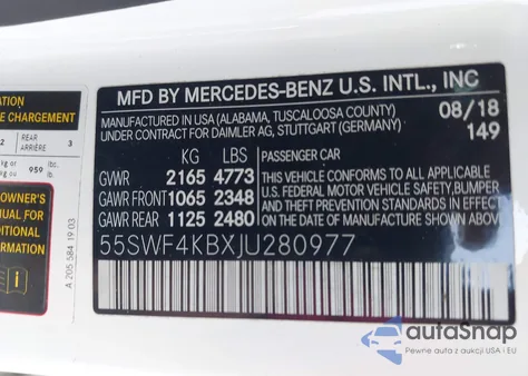 2018 Mercedes-Benz C 300 4Matic из США, поврежденный, VIN 55SWF4KBXJU280977